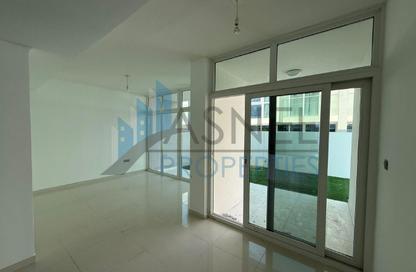 Townhouse - 3 - 3 for rent in Vardon - Damac Hills 2 - Dubai
