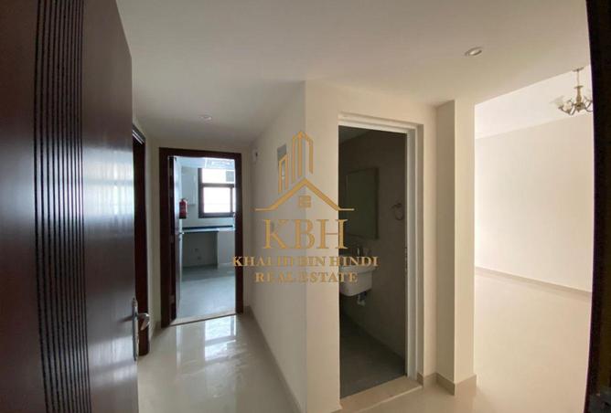 73840166 - Property Image 2