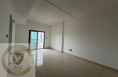 Apartment - 1 Bedroom - 2 Bathrooms for rent in Al Majaz 3 - Al Majaz - Sharjah Apartment - 1 Bedroom - 2 Bathrooms for rent in Al Majaz 3 - Al Majaz - Sharjah