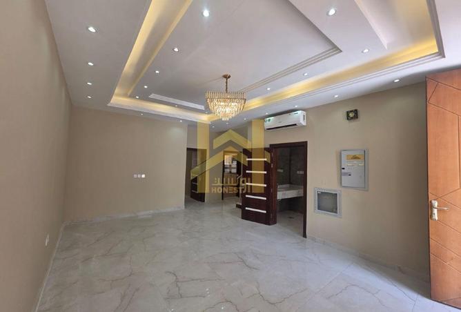 103718762 - Property Image 2