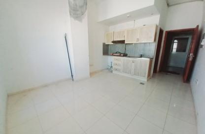 Apartment - Studio - 1 for rent in Fire Station Road - Muwaileh - Sharjah Apartment - Studio - 1 for rent in Fire Station Road - Muwaileh - Sharjah