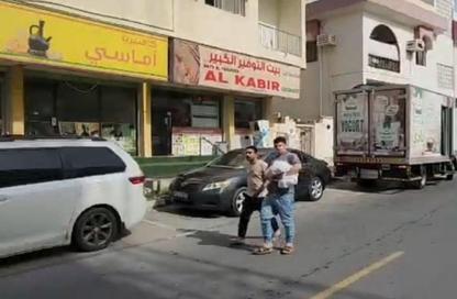 عمارة بالكامل - استوديو - 3 حمامات للبيع في النعيمية - النعيمية - عجمان