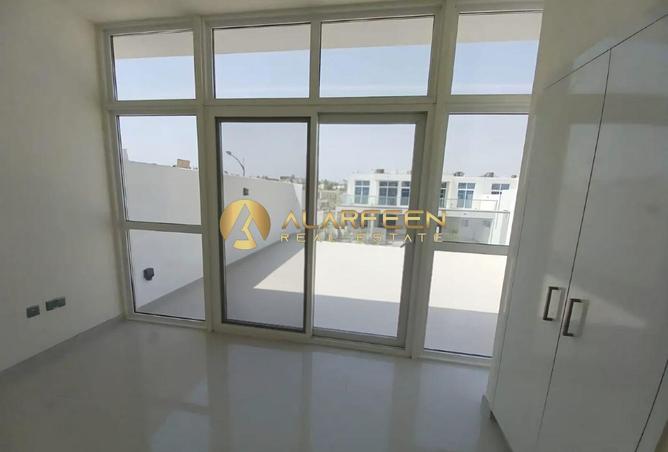 90933282 - Property Image 3