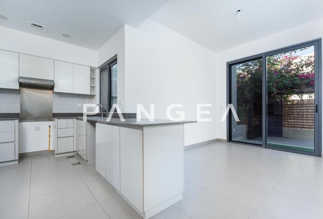 86597275 - Property Image 3