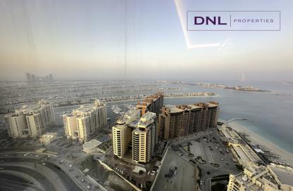 Apartment - Studio - 1 for rent in The Palm Tower - Palm Jumeirah - Dubai Apartment - Studio - 1 for rent in The Palm Tower - Palm Jumeirah - Dubai