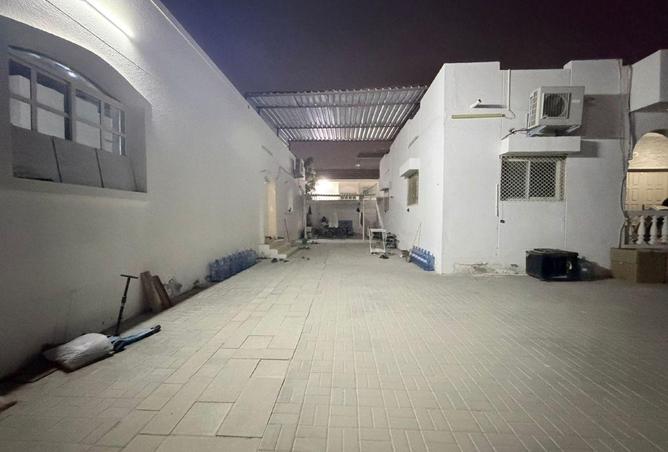 114601761 - Property Image 2