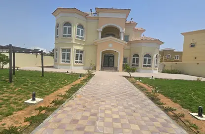 Villa - 5 Bedrooms - 5 Bathrooms for rent in Al Barsha South 1 - Al Barsha South - Al Barsha - Dubai