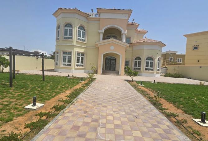 94002742 - Property Main Image