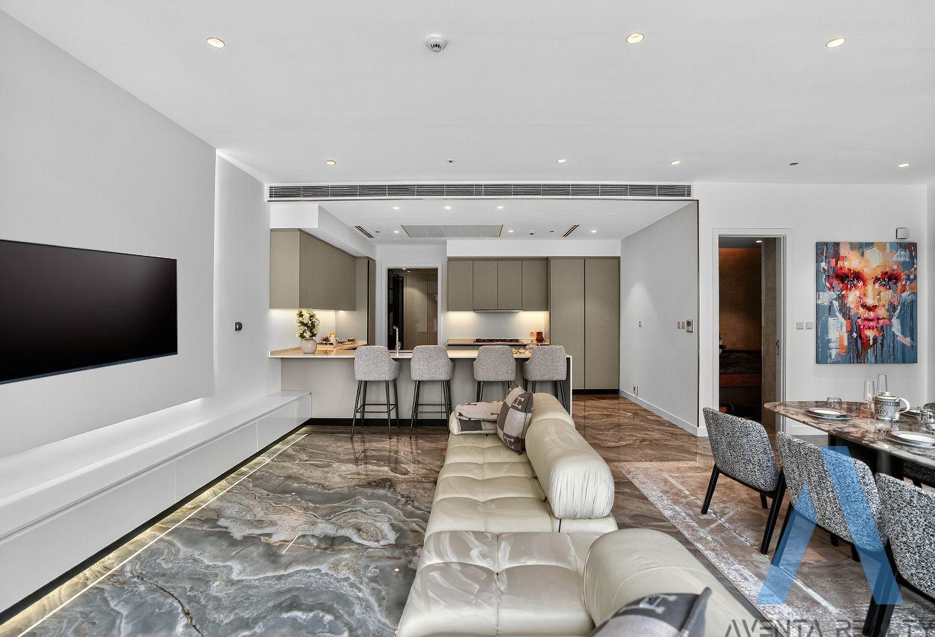 Amazing View | Fully Furnished | Upgraded photo 10