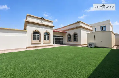 Villa - 3 Bedrooms - 4 Bathrooms for rent in Al Quoz 2 - Al Quoz - Dubai