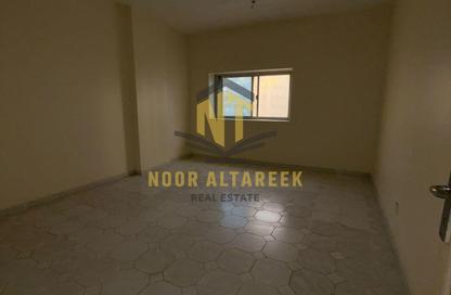 Apartment - 2 - 2 for rent in SG Al Soor Building - Al Soor - Al Qasimia - Sharjah