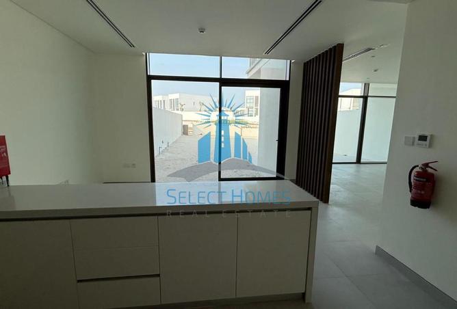 2Op06itAQd6 - Property Image 2