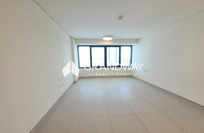 Apartment - 2 - 2 for rent in Al Muraqqabat - Deira - Dubai