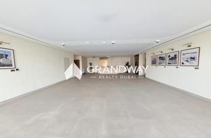 Apartment - 2 - 2 for rent in Al Muraqqabat - Deira - Dubai
