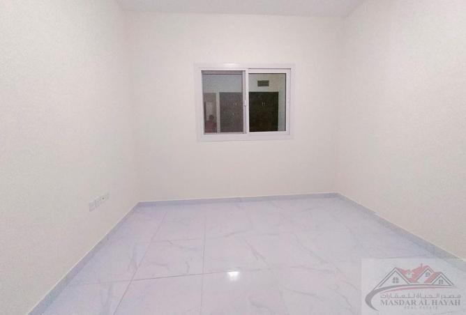 144601527 - Property Image 3