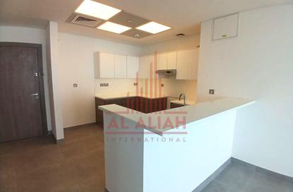 Apartment - 2 Bedrooms - 3 Bathrooms for rent in Al Sail Tower - Al Dana - Al Raha Beach - Abu Dhabi
