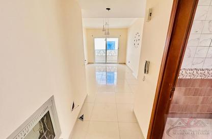 Apartment - 1 Bedroom - 2 Bathrooms for rent in Muwaileh 29 Building - Muwaileh - Sharjah