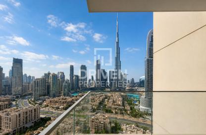 Apartment - 2 - 2 for rent in Burj Royale - Downtown Dubai - Dubai