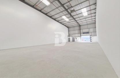 Warehouse - Studio for rent in Al Quoz 2 - Al Quoz - Dubai Warehouse - Studio for rent in Al Quoz 2 - Al Quoz - Dubai