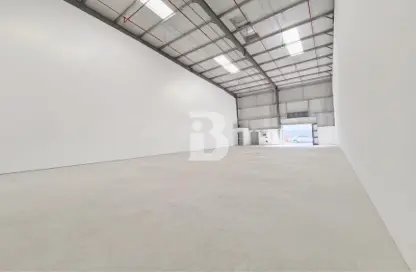 Warehouse - Studio for rent in Al Quoz 2 - Al Quoz - Dubai