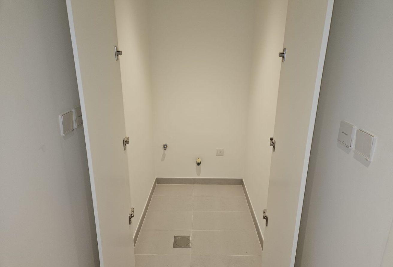 1 BR | CREEK BEACH | READY TO MOVE IN photo 15