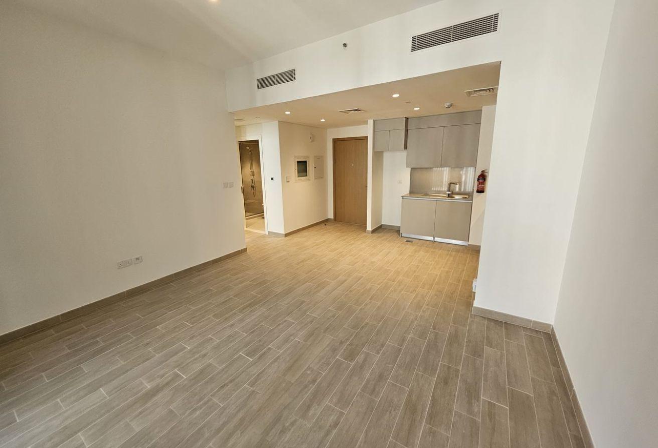 1 BR | CREEK BEACH | READY TO MOVE IN photo 7