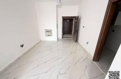 Apartment - Studio - 1 Bathroom for rent in Al Mowaihat 1 - Al Mowaihat - Ajman