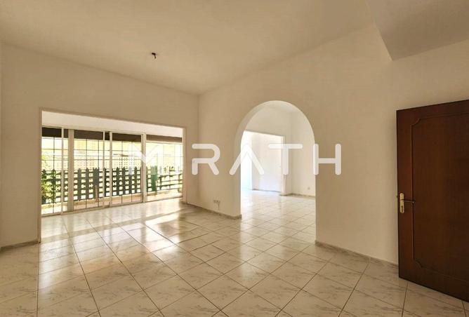 70692975 - Property Image 2