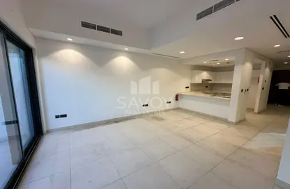 Townhouse - 3 Bedrooms - 4 Bathrooms for rent in Aldhay at Bloom Gardens - Bloom Gardens - Al Salam Street - Abu Dhabi Townhouse - 3 Bedrooms - 4 Bathrooms for rent in Aldhay at Bloom Gardens - Bloom Gardens - Al Salam Street - Abu Dhabi