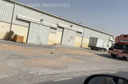 Warehouse - Studio - 2 Bathrooms for rent in Umm Al Thuoob - Umm Al Quwain