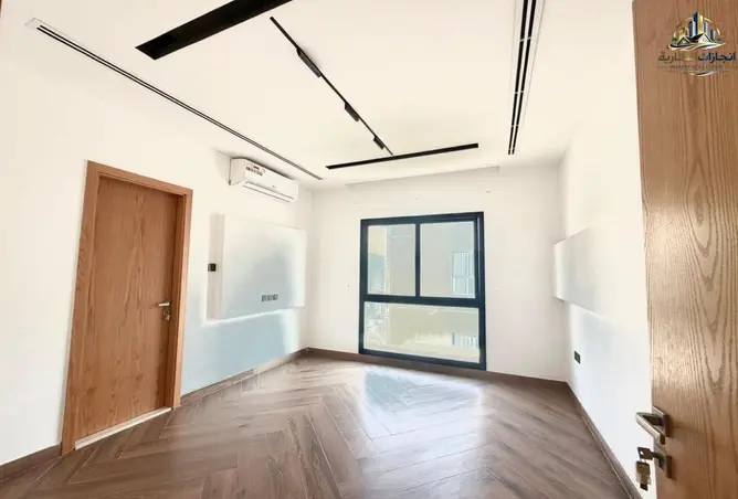 159668670 - Property Image 3