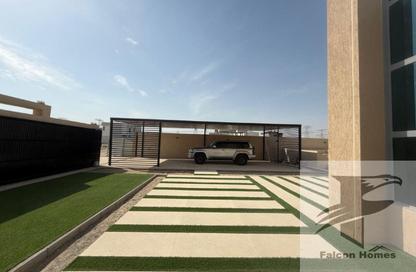 Villa - 5 Bedrooms - 6 Bathrooms for rent in Al Aweer 1 - Al Aweer - Dubai