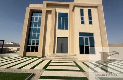 Villa - 5 Bedrooms - 6 Bathrooms for rent in Al Aweer 1 - Al Aweer - Dubai