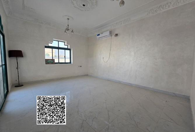 120216007 - Property Image 2
