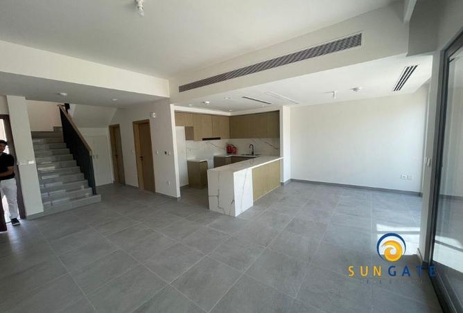 81931728 - Property Main Image