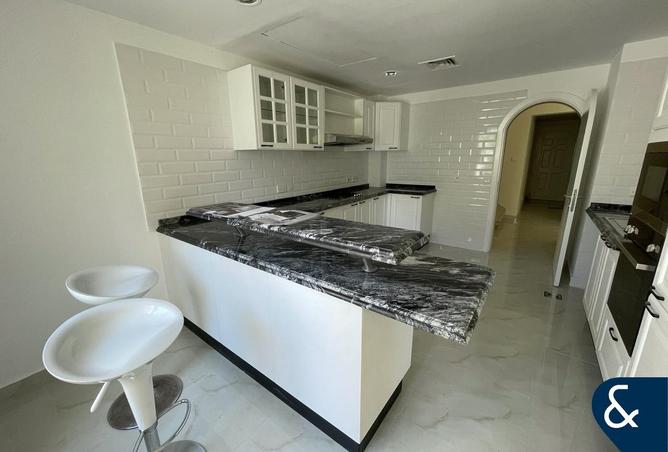 71902813 - Property Image 3