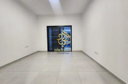 شقة - 1 حمام للايجار في اوليف بارك ريزيدنس - المدينة العالمية المرحلة 2 - 4 الورسان - الورسان - دبي