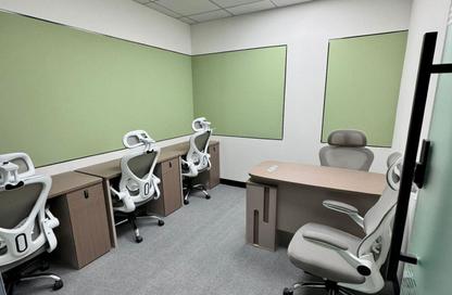 Half Floor - Studio - 1 Bathroom for rent in BurJuman Business Tower - Al Mankhool - Bur Dubai - Dubai
