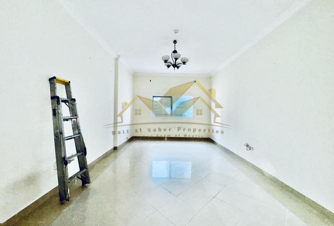 64402424 - Property Image 3