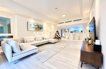 Apartment - 2 Bedrooms - 3 Bathrooms for sale in Marina Residences 6 - Marina Residences - Palm Jumeirah - Dubai Apartment - 2 Bedrooms - 3 Bathrooms for sale in Marina Residences 6 - Marina Residences - Palm Jumeirah - Dubai