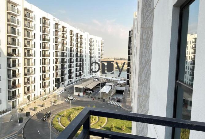 Canal View | Mid Floor | Exclusive
