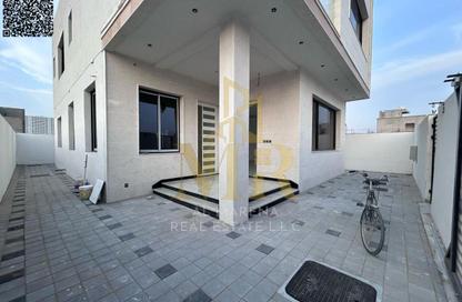 Villa - 5 Bedrooms - 7 Bathrooms for sale in Al Amira Village - Al Yasmeen - Ajman