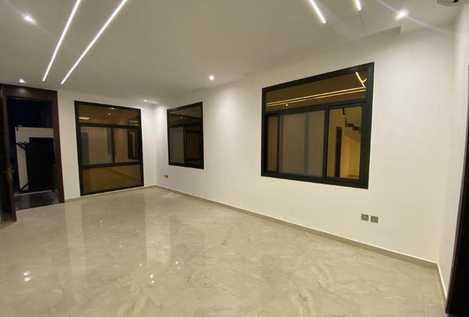 16144400 - Property Image 2