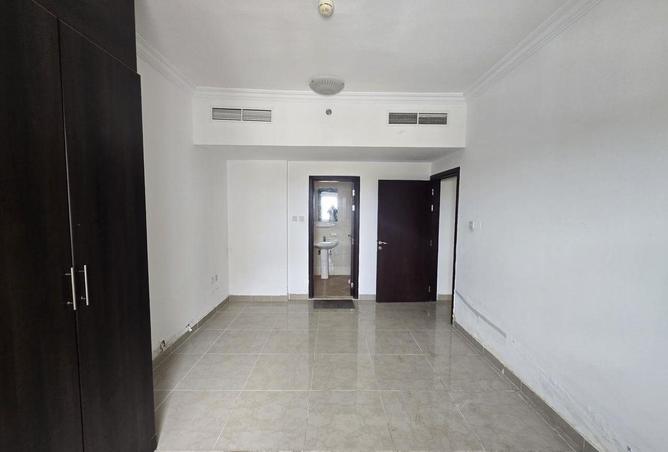 68692093 - Property Image 2