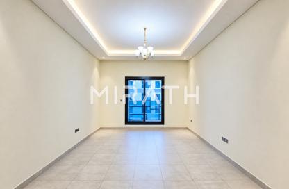 Apartment - 2 - 3 for rent in Al Hudaiba Mall - Al Hudaiba - Bur Dubai - Dubai