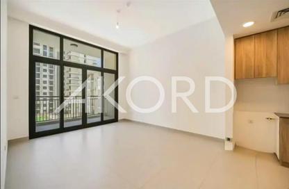 Apartment - 1 - 1 for rent in Parkside - Town Square - Dubai