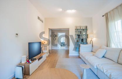 Villa - 3 Bedrooms - 3 Bathrooms for rent in Springs 8 - The Springs - Dubai Villa - 3 Bedrooms - 3 Bathrooms for rent in Springs 8 - The Springs - Dubai