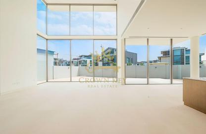 Villa - 4 Bedrooms - 6 Bathrooms for sale in Nad Al Sheba Gardens 2 - Nad Al Sheba Gardens - Nad Al Sheba - Dubai