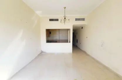 Apartment - Studio - 1 Bathroom for rent in Fire Station Road - Muwaileh - Sharjah