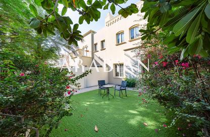 Villa - 2 Bedrooms - 3 Bathrooms for sale in Springs 9 - The Springs - Dubai